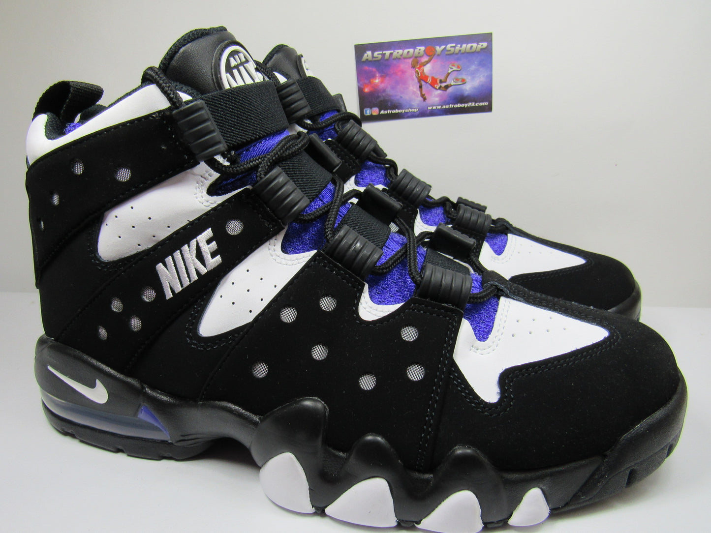 BARKLEY CB94 BLACK PURPLE 2025 EN CAJA
