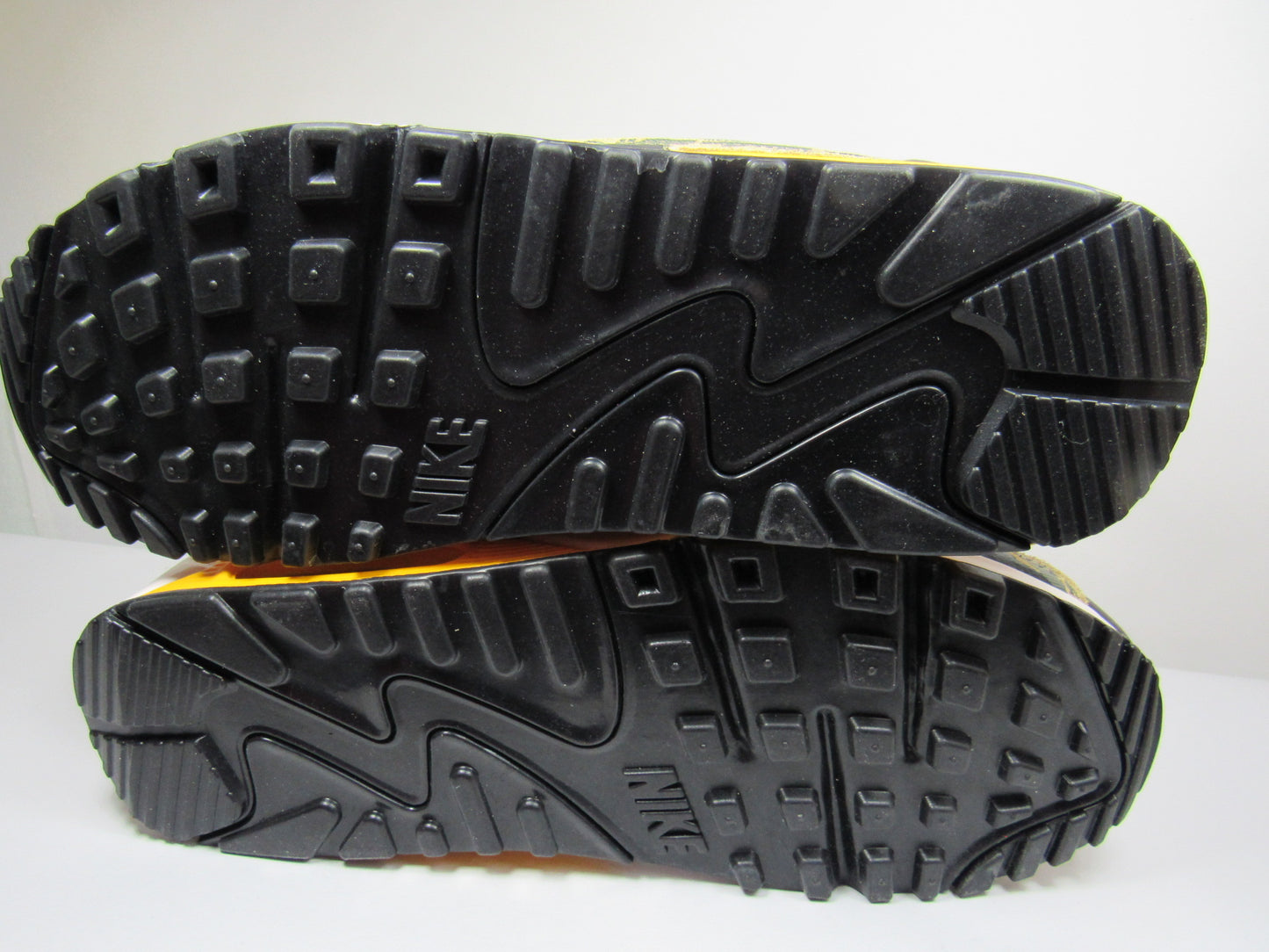 NIKE AIR MAX 90 "CAMOUFLAGE GOLD" EN CAJA