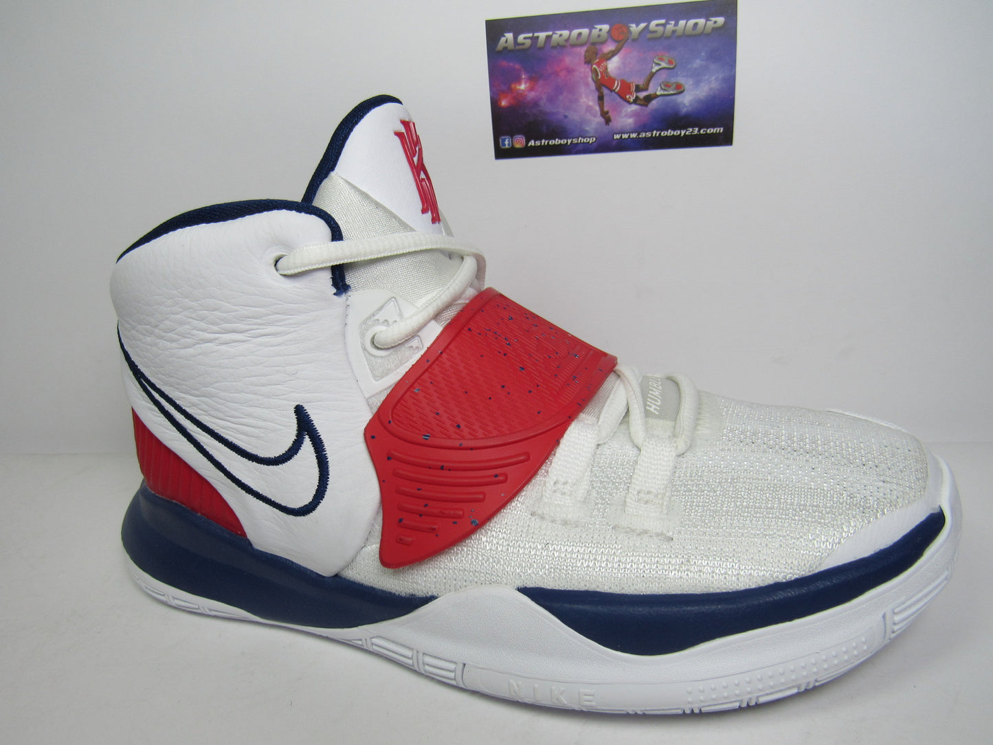 KYRIE 6 USA HOME EN CAJA PS KIDS (21.5 CM)