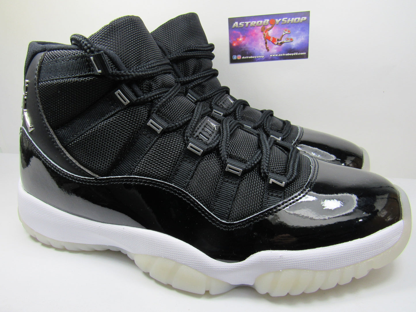 JORDAN 11 JUBILEE 25 TH ANNIVERSARY EN CAJA