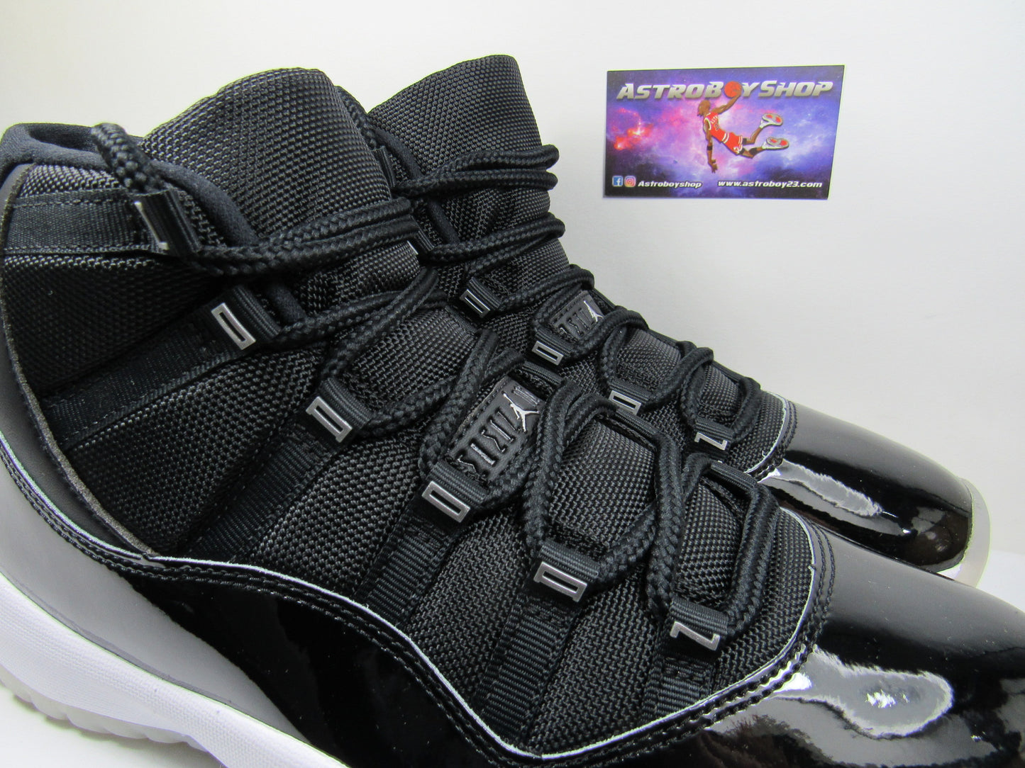 JORDAN 11 JUBILEE 25 TH ANNIVERSARY EN CAJA