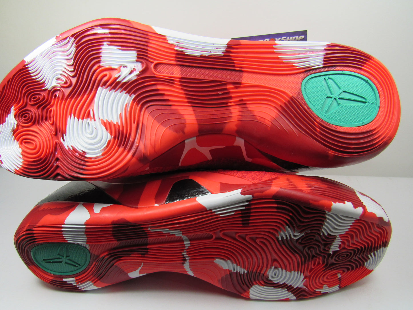 KOBE 9 ELITE CHRISTMAST EN CAJA