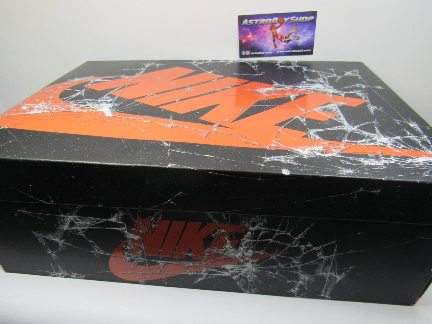 JORDAN 1 HIGH SHATTERED BACKBOARD 2025 EN CAJA
