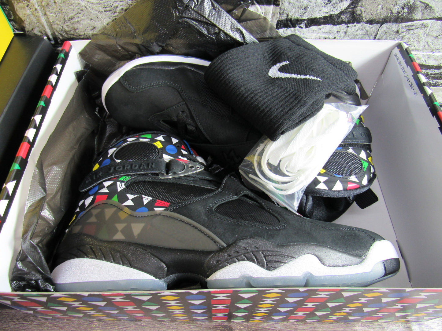 JORDAN 8 QUAI54 LIMITED EDITION EN CAJA
