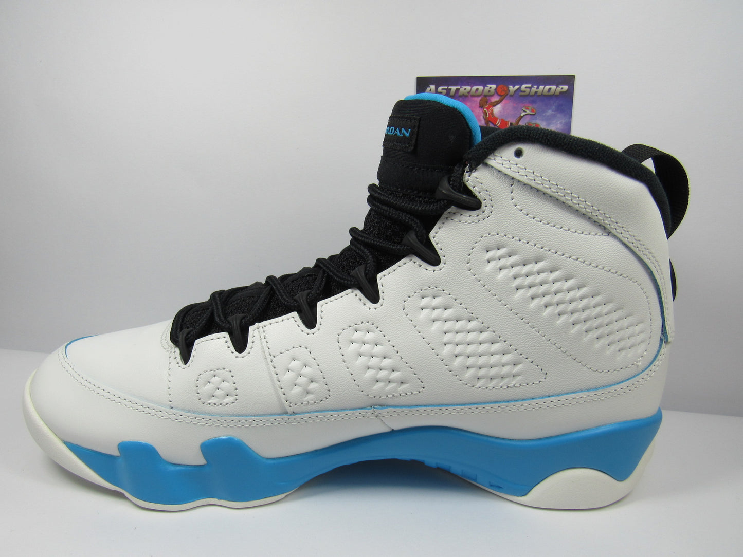 JORDAN 9 POWDER BLUE EN CAJA