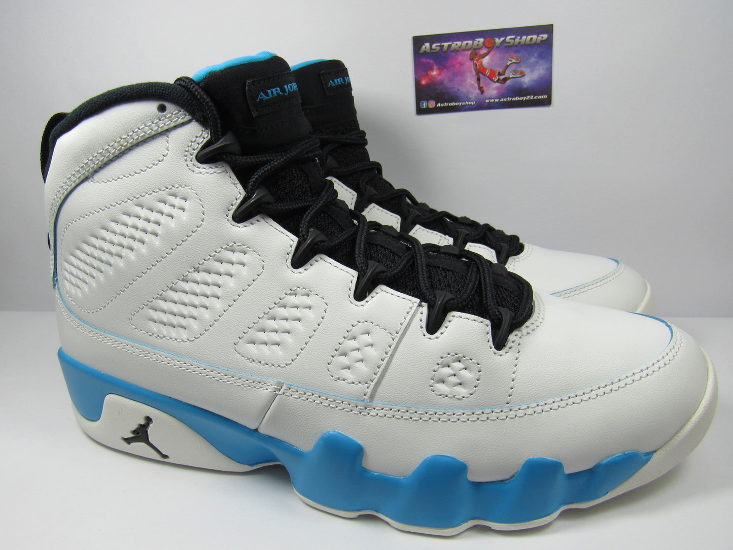 JORDAN 9 POWDER BLUE EN CAJA