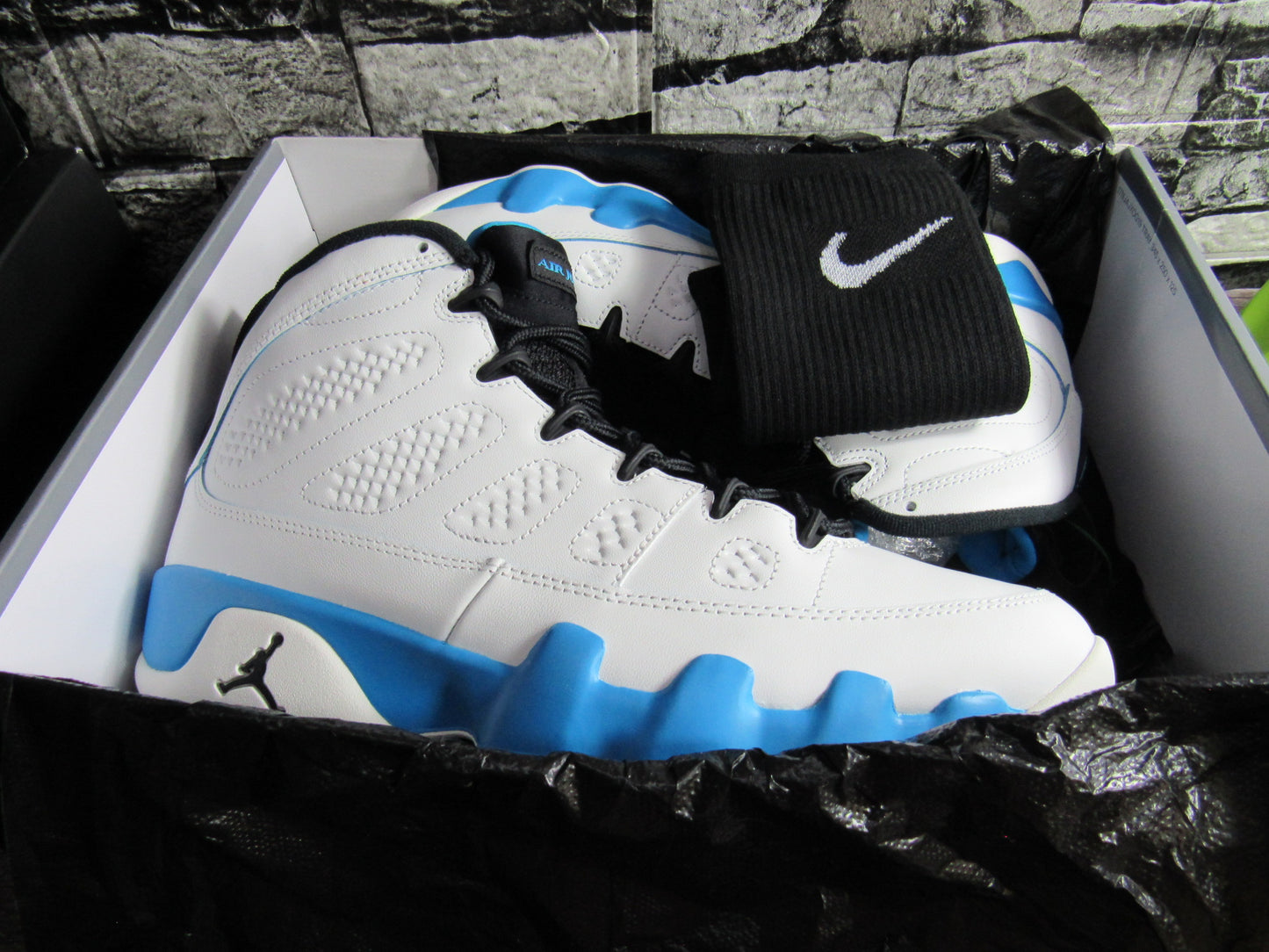 JORDAN 9 POWDER BLUE EN CAJA