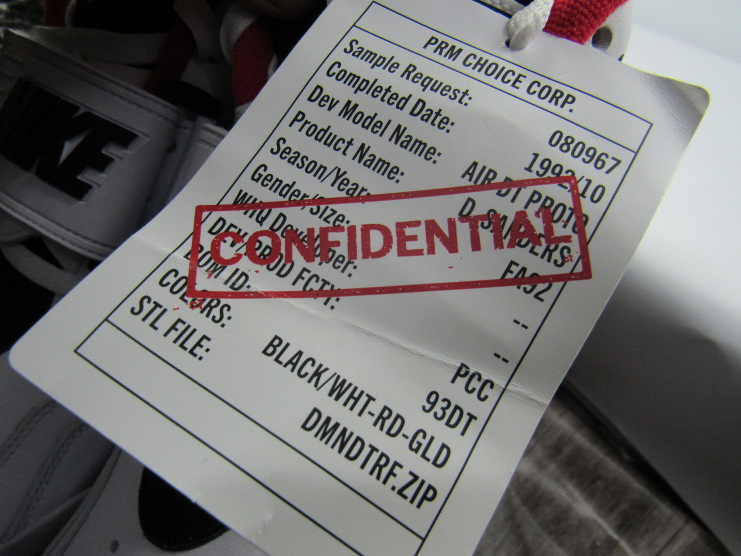 DEION SANDERS DIAMOND TURF PROTO 92 FALCONS 2015 EN CAJA