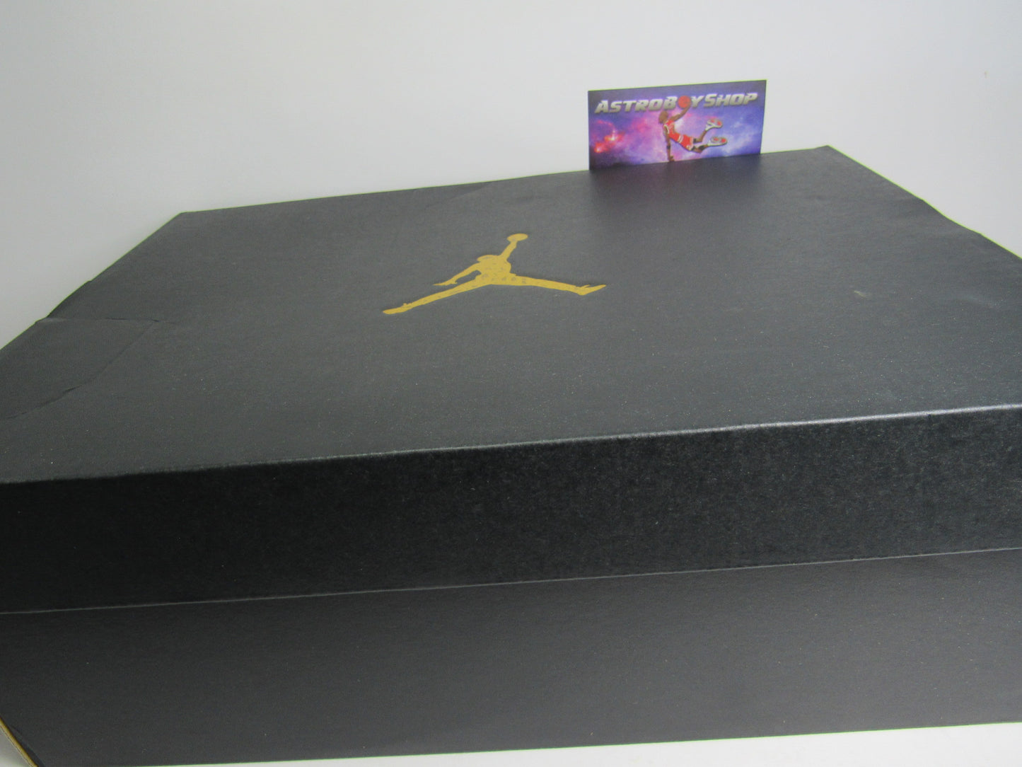 JORDAN 1 MID LUCKY GREEN EN CAJA