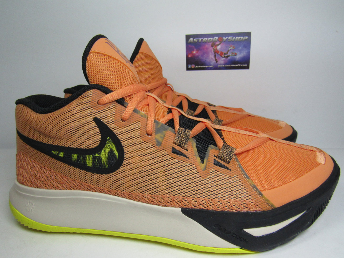 KYRIE IRVING FLYTRAP 6 "ORANGE" EN CAJA