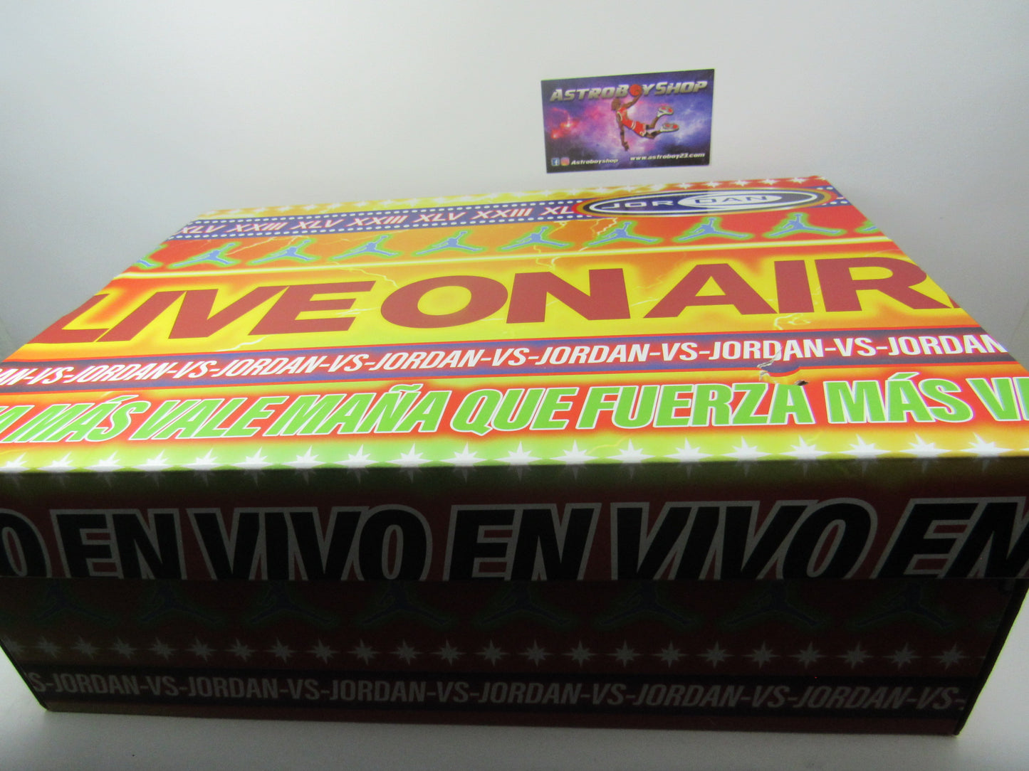 JORDAN 3 EL VUELO LUCHA LIBRE EN CAJA