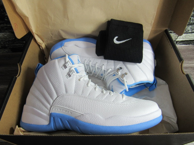 JORDAN 12 CARMELO ANTONHY 2025 EN CAJA