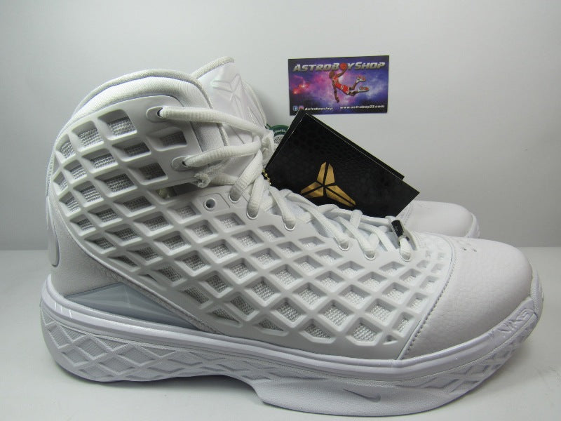 KOBE 3 PROTRO HALO EN CAJA