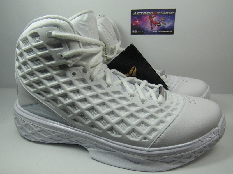 KOBE 3 PROTRO HALO EN CAJA