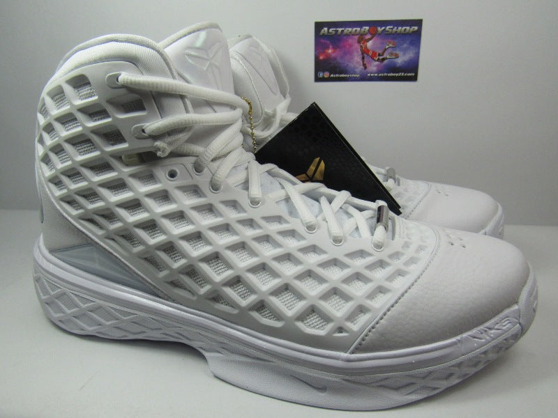 KOBE 3 PROTRO HALO EN CAJA