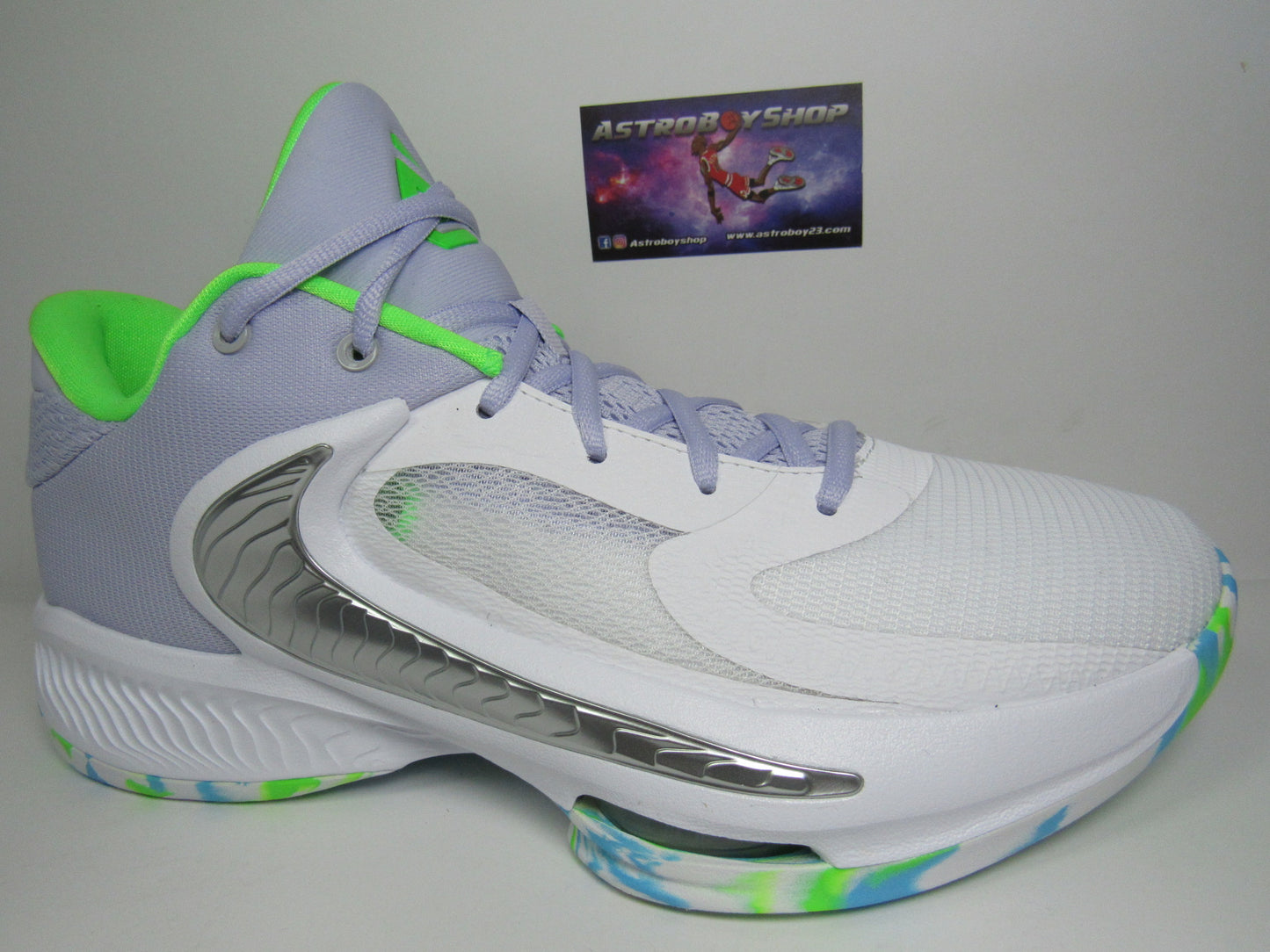 GIANNIS FREAK 4 "OXYGEN PURPLE" EN CAJA