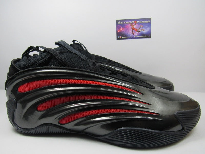 JAMES HARDEN VOL 9 HELL CAT EN CAJA