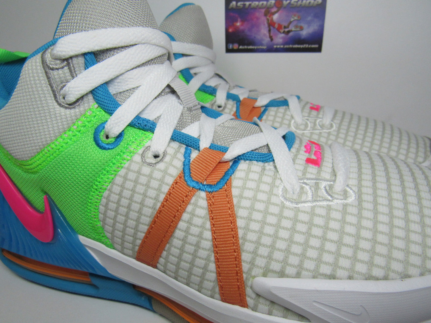 LEBRON WITNESS 7 GREY FOG EN CAJA