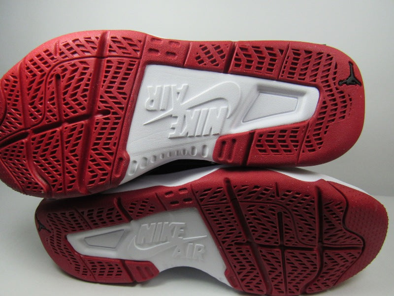 Jordan stay loyal 3 white gym red en caja