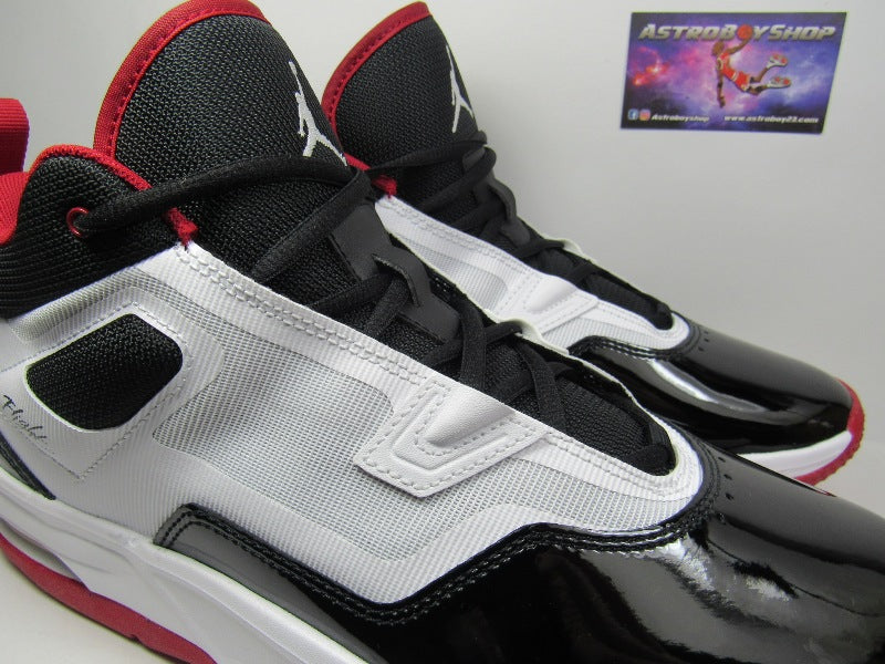 Jordan stay loyal 3 white gym red en caja