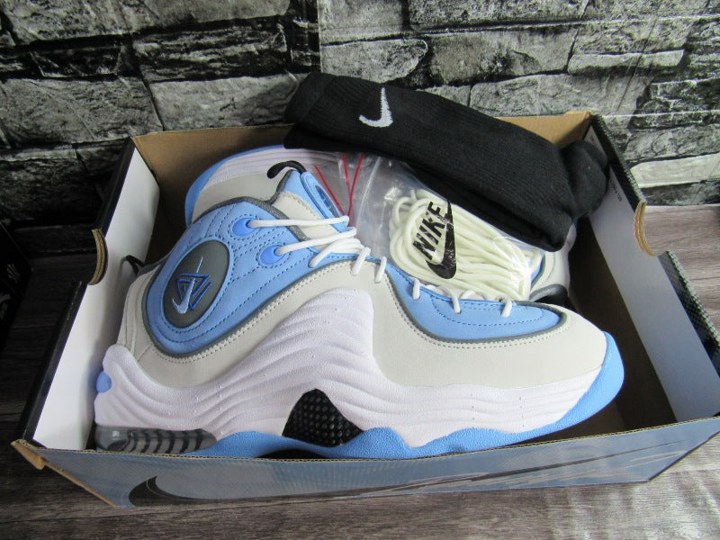 NIKE PENNY 2 X SOLCIAL STATUS PLAYGROUND EN CAJA DE REPUESTO CON EXTRA LACES