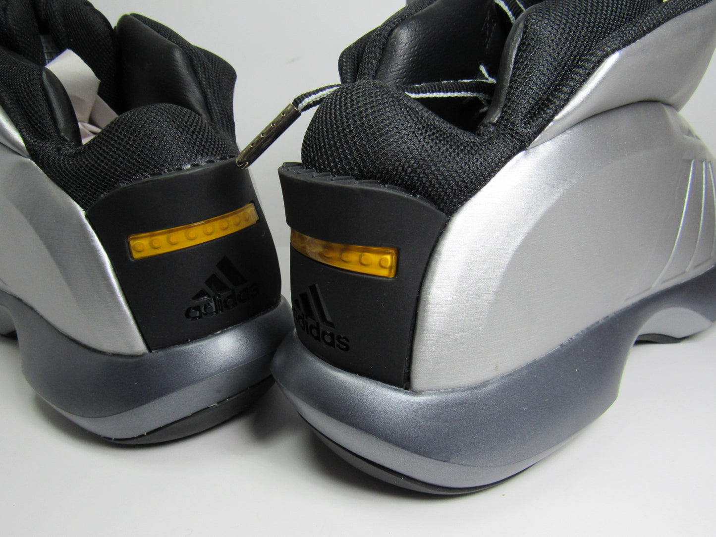 KOBE CRAZY 1 "SILVER" EN CAJA