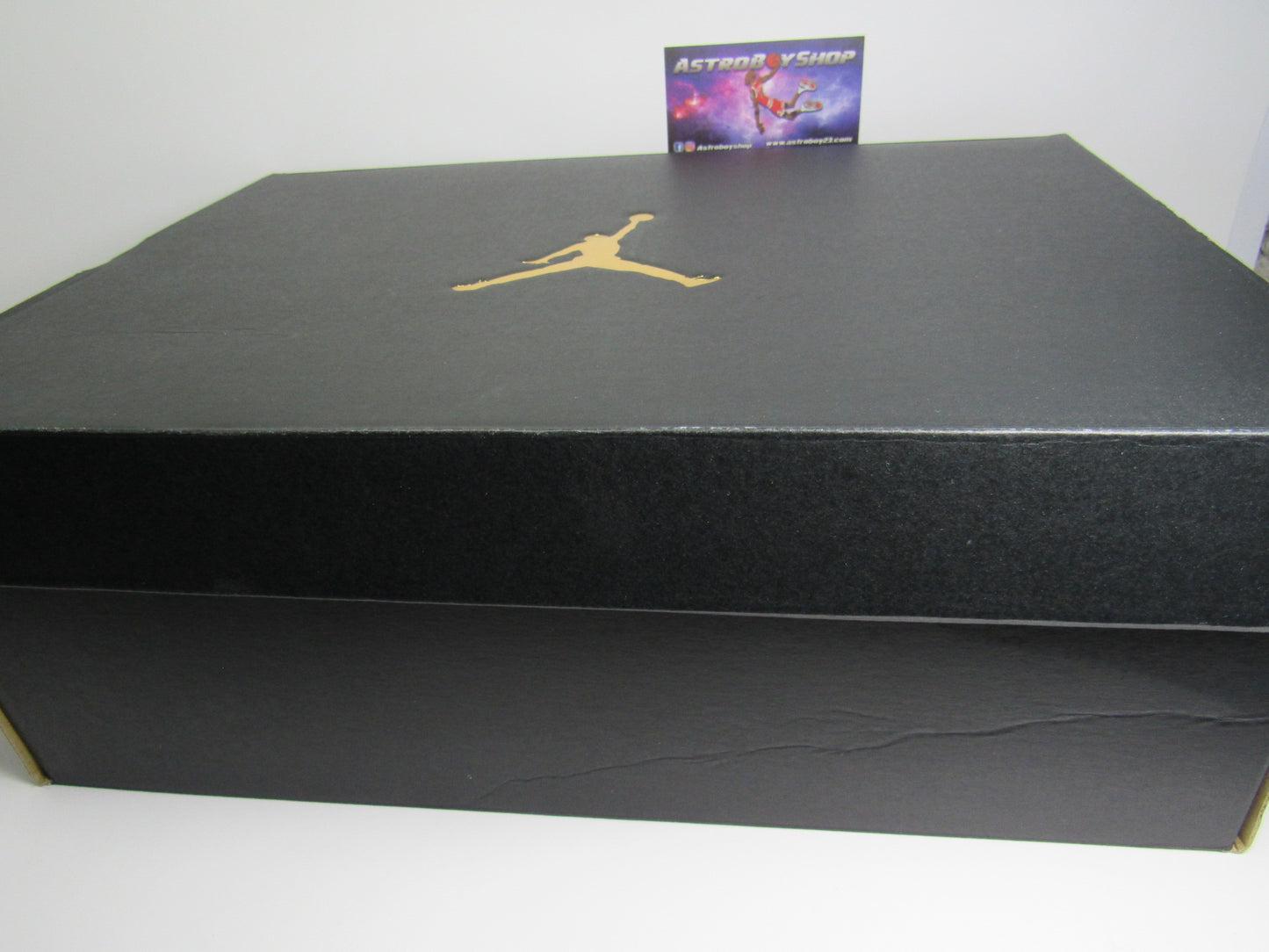JORDAN PRO STRONG "TOUR YELLOW" EN CAJA
