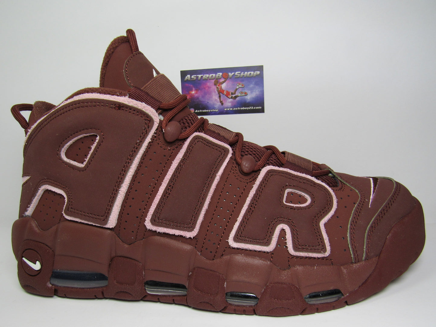 PIPPEN AIR MORE UPTEMPO "SAN VALENTIN" EN CAJA
