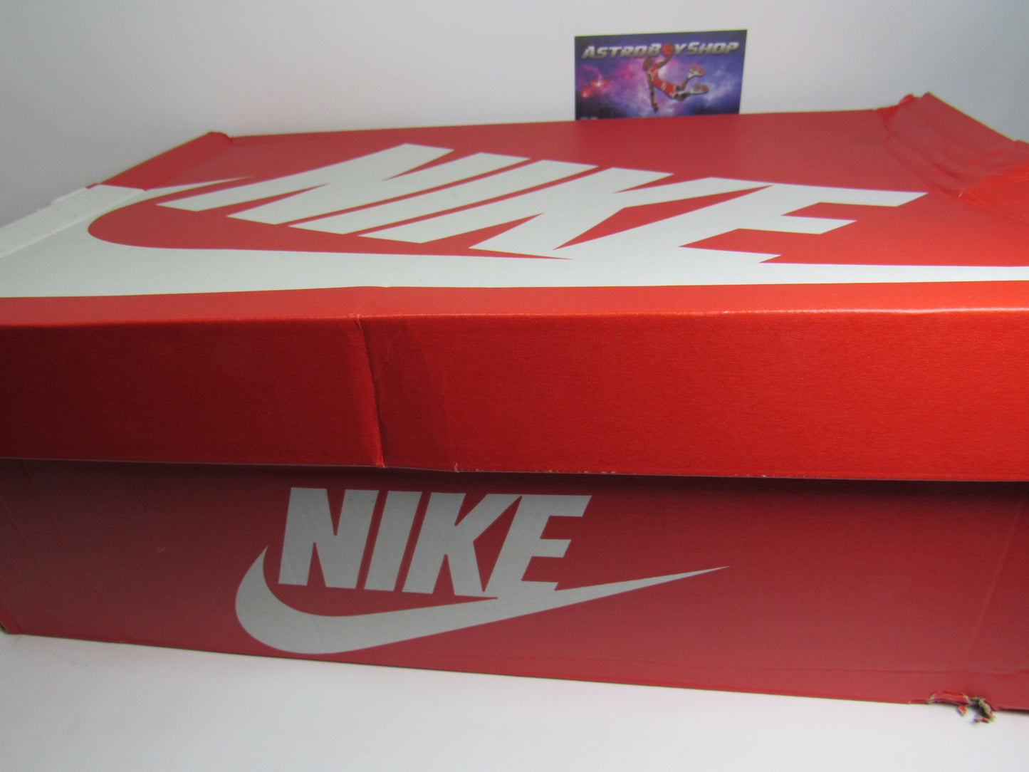 PIPPEN AIR MORE UPTEMPO "SAN VALENTIN" EN CAJA