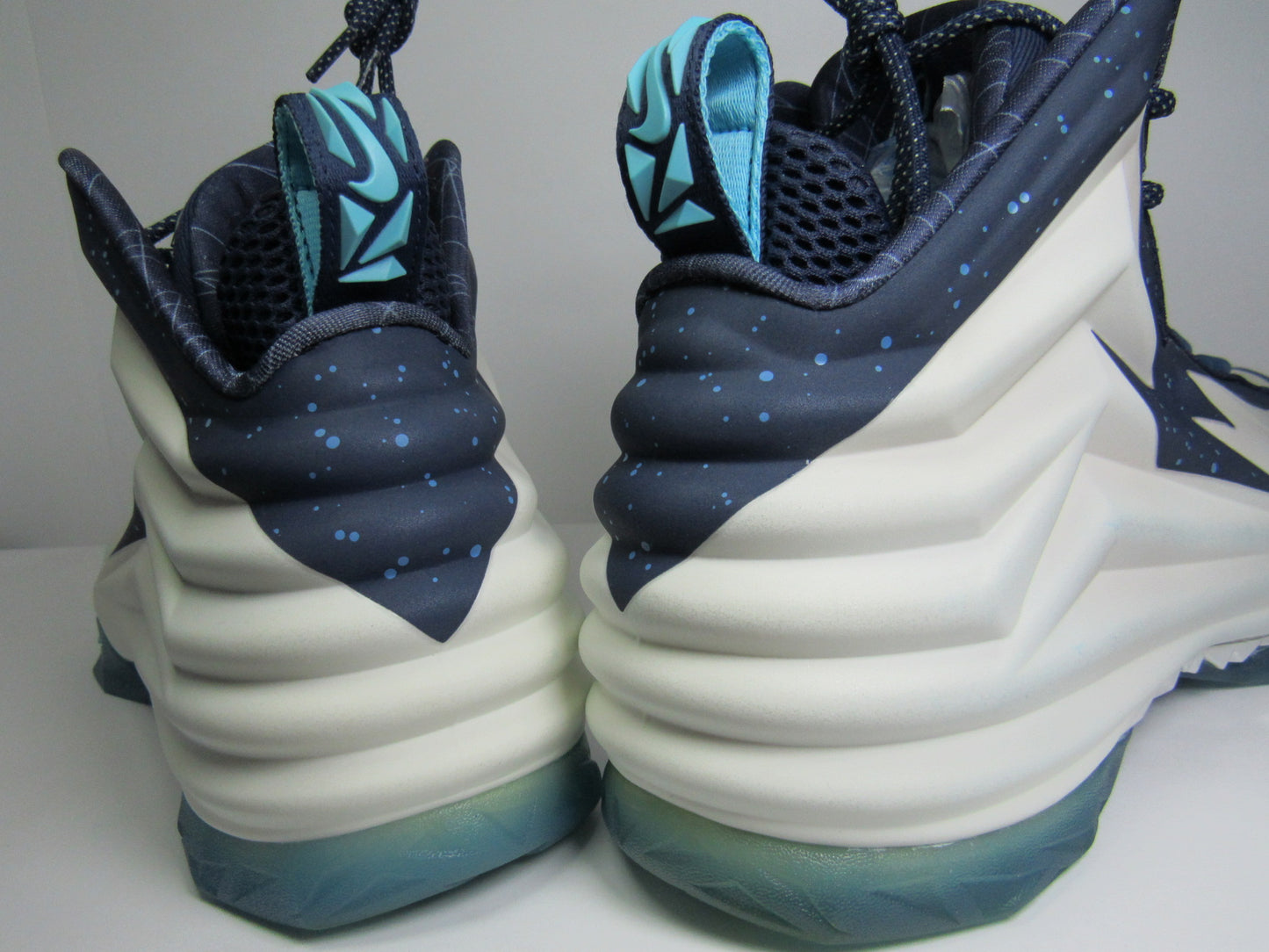 NIKE CHUCK POSITE NAVY EN CAJA
