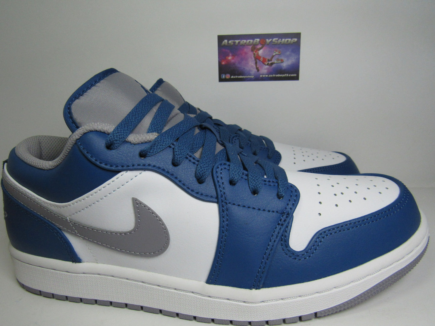 JORDAN 1 LOW TRUE BLUE EN CAJA