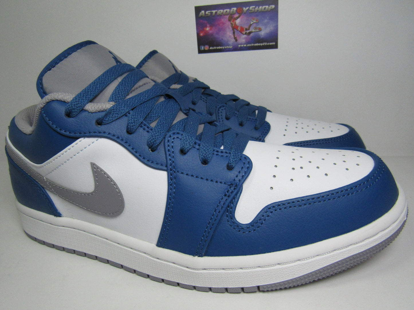 JORDAN 1 LOW TRUE BLUE EN CAJA