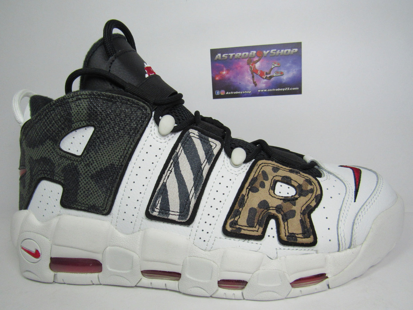 PIPPEN AIR MORE UPTEMPO "ANIMAL" EN CAJA