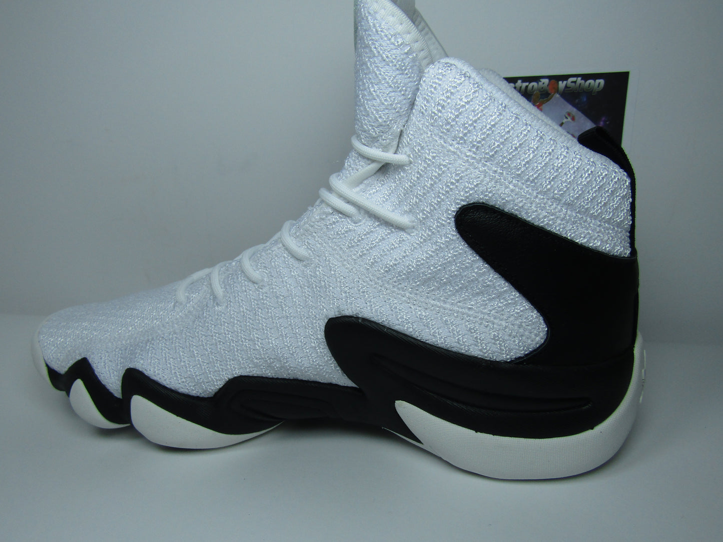 KOBE CRAZY ADV PRIMEKNIT EN CAJA Y MINI CHROMO CONMEMORATIVO