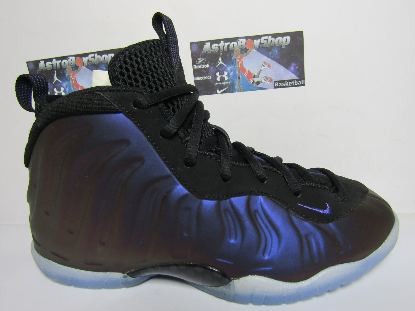 NIKE LITTLE POSITE EGGPLANT EN CAJA (22 CM)
