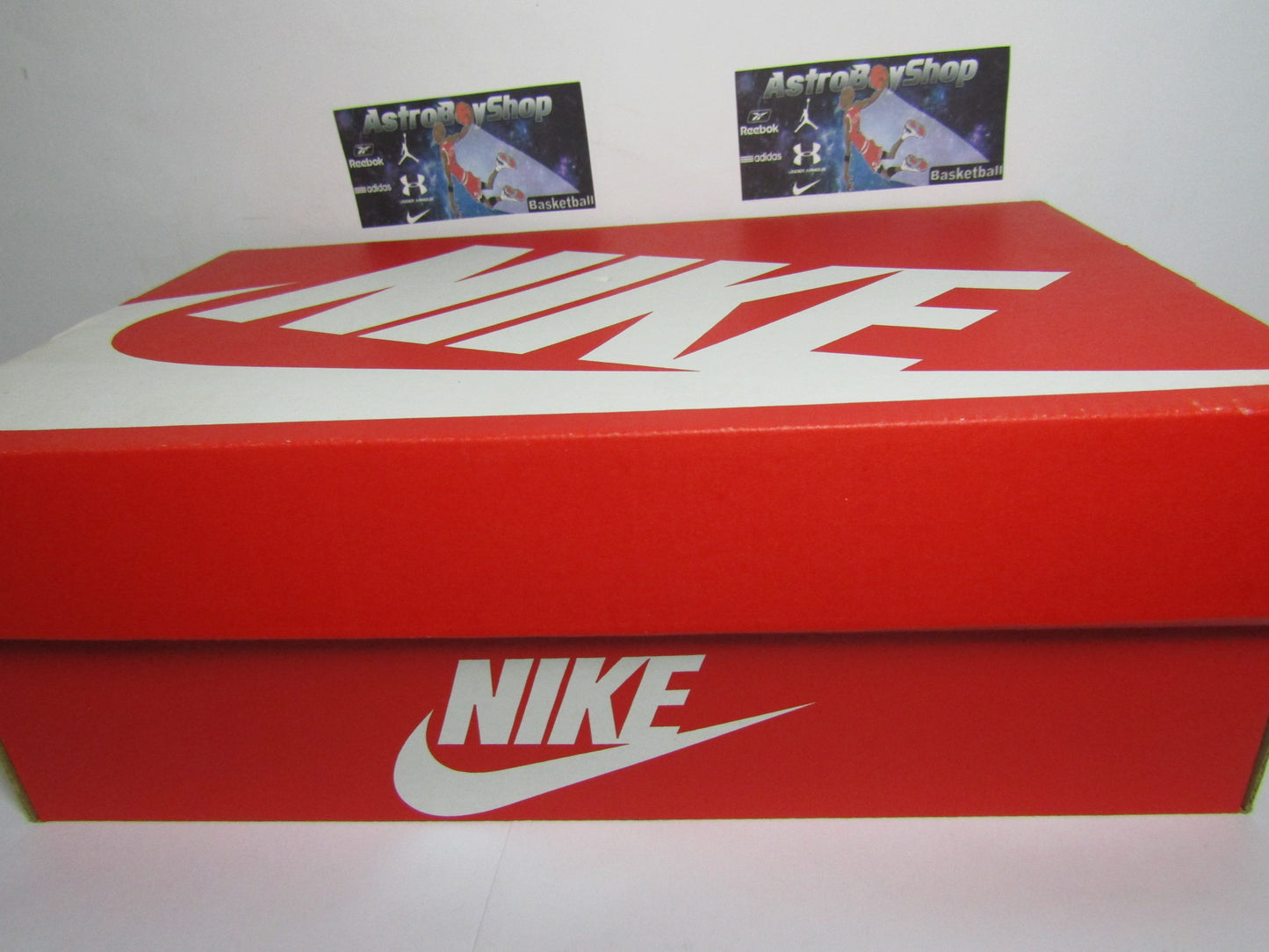 NIKE LITTLE POSITE EGGPLANT EN CAJA (22 CM)