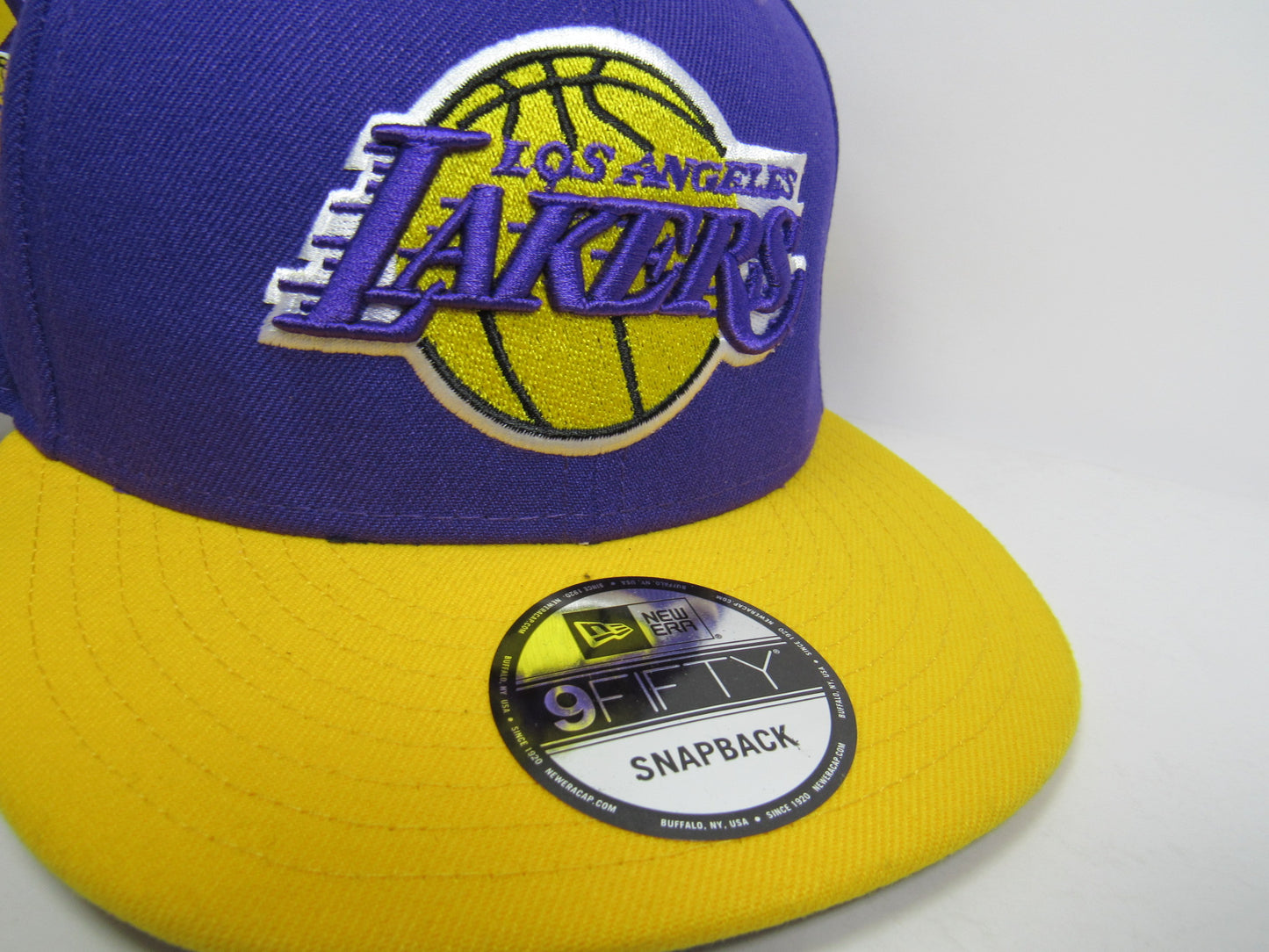 GORRA PLANA NEW ERA LOS ANGELES LAKERS 16 FINALS CHAMPS