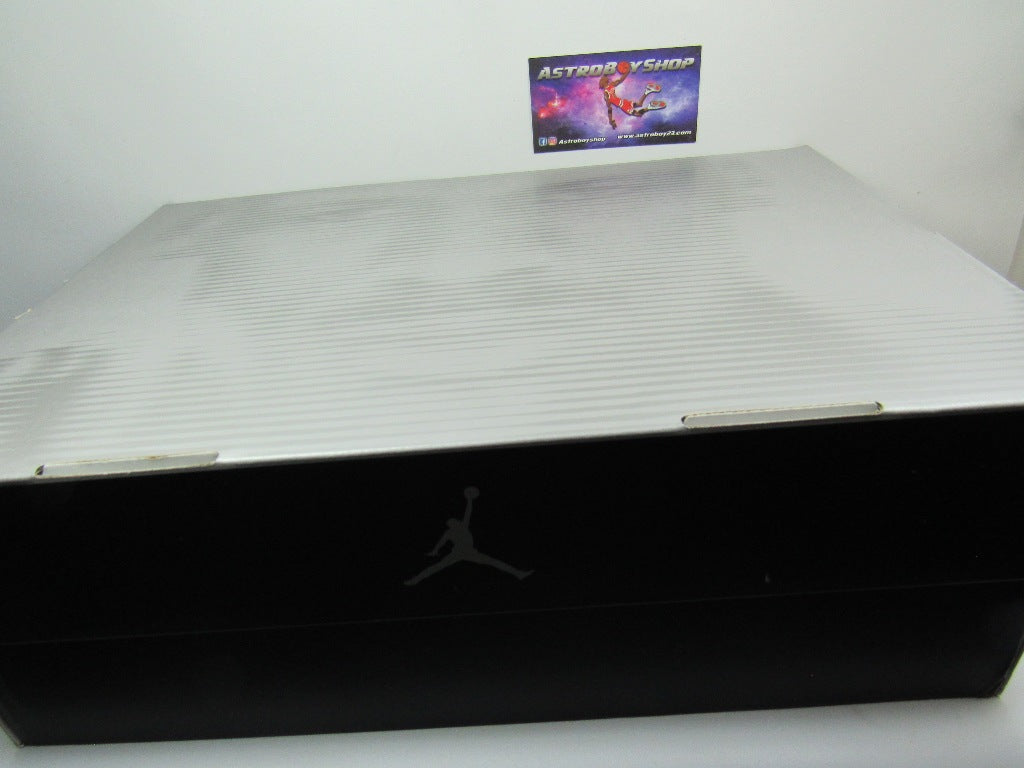 JORDAN 12 BLOODLINE EN CAJA