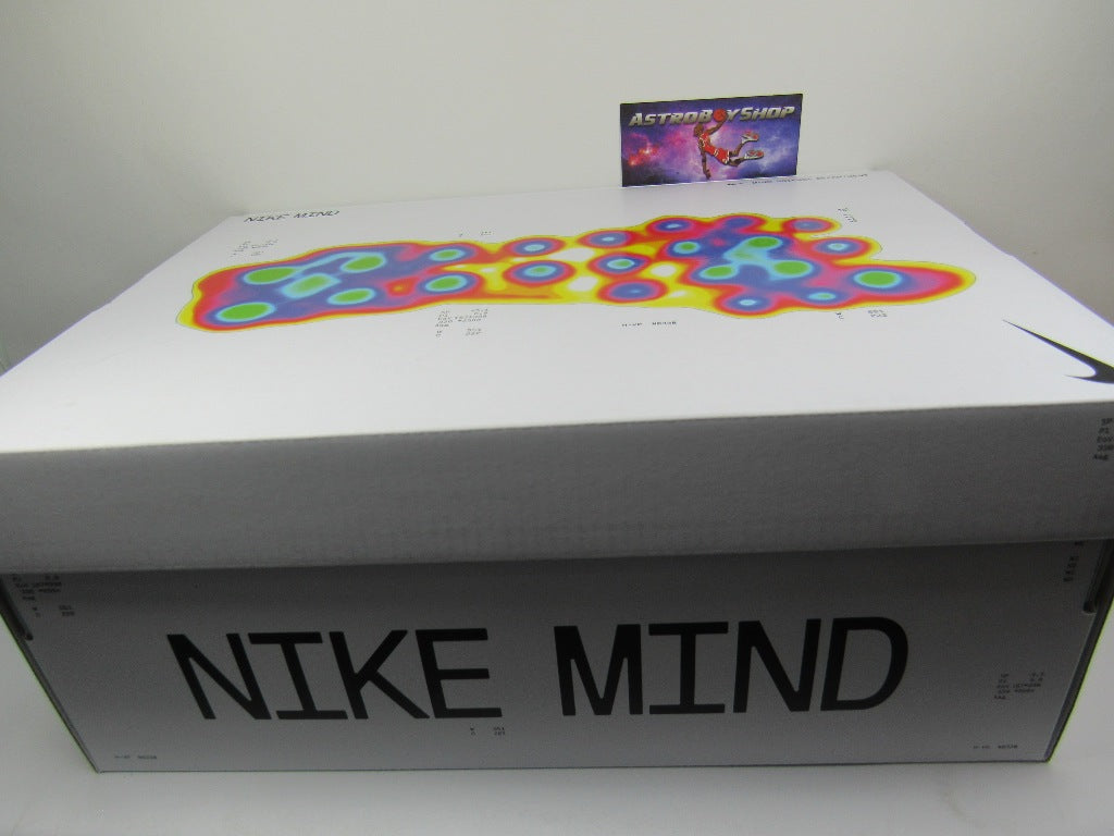 NIKE MIND 002 WOLF GREY PURE PLATINUM EN CAJA