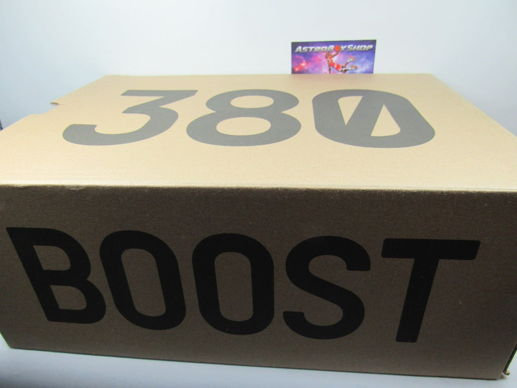 YEEZY 380 HYLTE BOOST EN CAJA