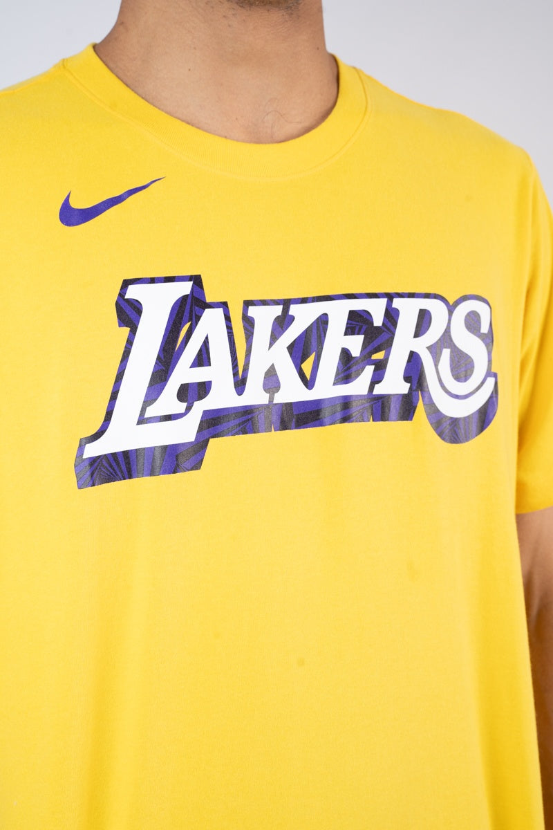 PLAYERA LAKERS CITY DRI-FIT COTTON TEE