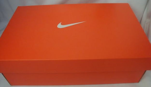 KYRIE 6 USA TEAM (25 CM) EN CAJA NIKE.