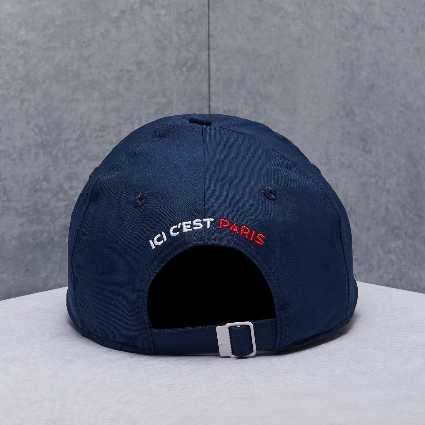 GORRA JORDAN CURVA X PSG PARIS BLUE TRAINING (UNITALLA ADULTO)