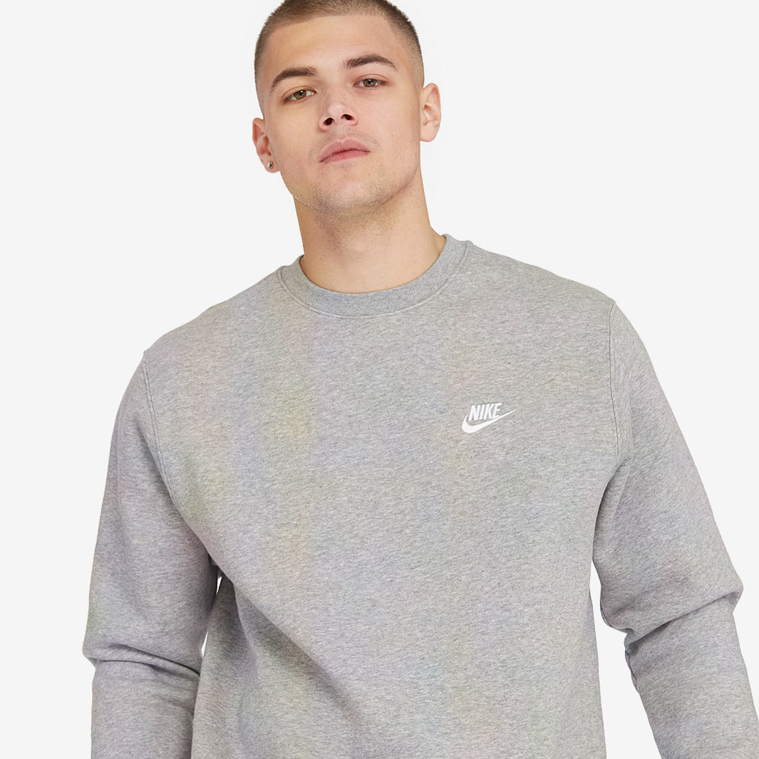 SUDADERA NIKE SPORTWEAR CREW GREY DE ALGODON AFELPADA
