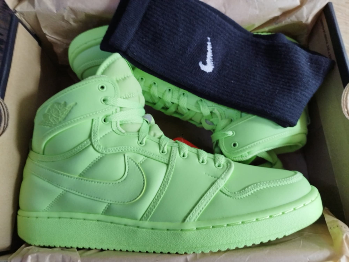 JORDAN 1 KO WOMENS "BILLIE EILISH" EN CAJA