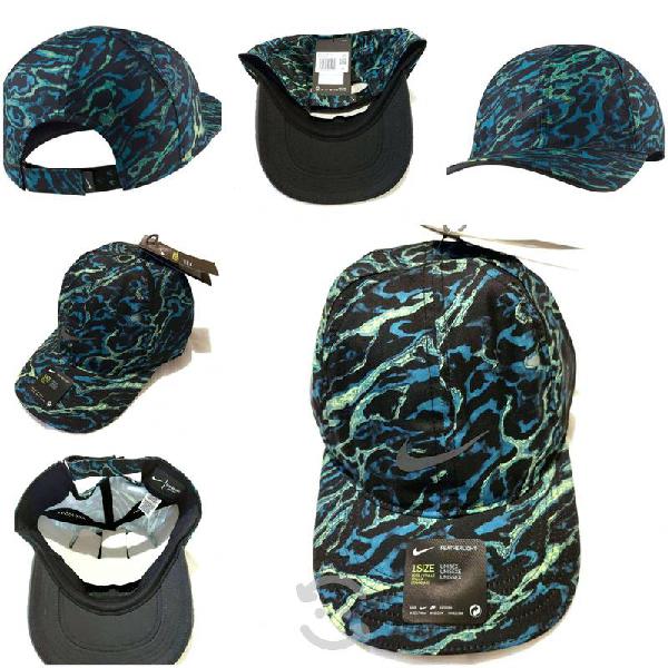 GORRA NIKE CURVA AEROBILLS FEATHERLIGHT DRI-FIT TRAINING