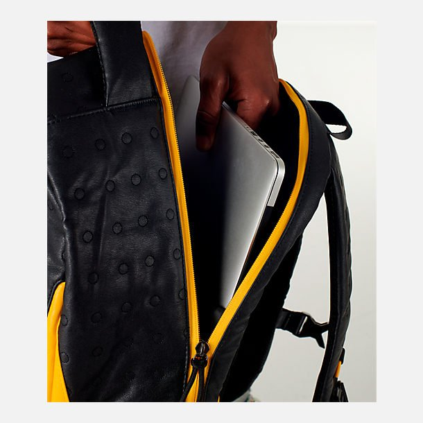 MOCHILA JORDAN 13 BLACK YELLOW CARMELO ANTHONY OFERTA