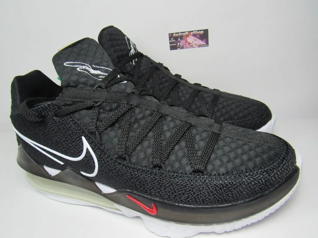 LEBRON JAMES 17 LOW "BLACK-COLORS" EN CAJA MODELO REDUCIDO