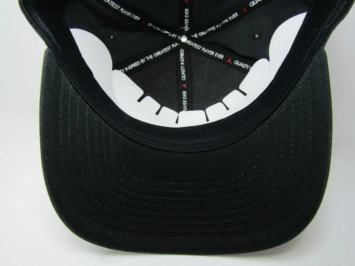 GORRA JORDAN CURVA CLASSICS 99 BLACK DELGADA UNITALLA TRAININ