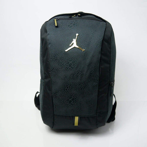 MOCHILA JORDAN BLACK CAT GOLD ESP LAP 15"